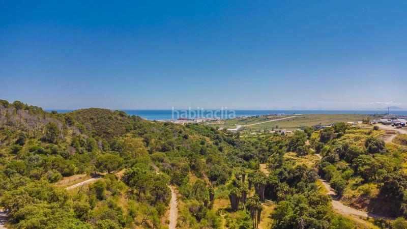 Foto afa21e8a-ad73-4e62-af1b-a5713a999c2b. Terrain résidentiel dans calle Parque Central 5 dans Estepona