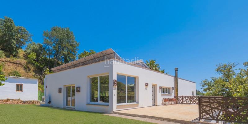 Foto e04dc9f6-5062-4021-881b-fe99009fdc86. Terrain résidentiel dans calle Parque Central 5 dans Estepona