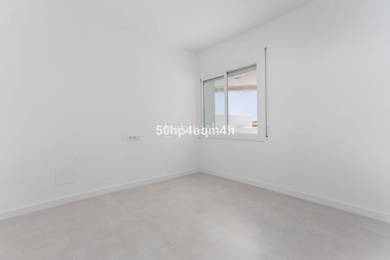 Foto 0db37392-34a6-4a7e-91a6-effaadd43eec. Piso en calle 4 a 12 piso en venta en Guadalmina Baja 1, san pedro alcántara en Marbella