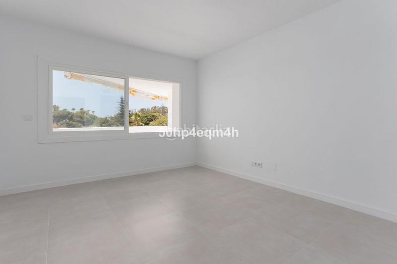 Foto 385396f3-3df8-48f0-9a6e-36ddaaceead8. Piso en calle 4 a 12 piso en venta en Guadalmina Baja 1, san pedro alcántara en Marbella