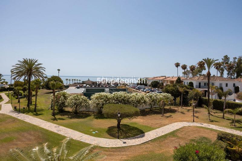 Foto 565a7464-f1be-4bdb-a096-ee590c35c894. Piso en calle 4 a 12 piso en venta en Guadalmina Baja 1, san pedro alcántara en Marbella