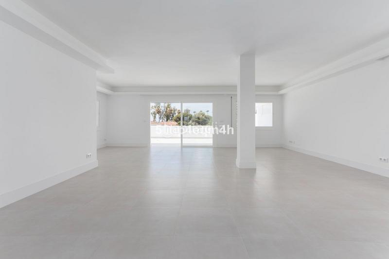 Foto 68522502-20f1-4abb-9a47-acf0a21752a6. Piso en calle 4 a 12 piso en venta en Guadalmina Baja 1, san pedro alcántara en Marbella