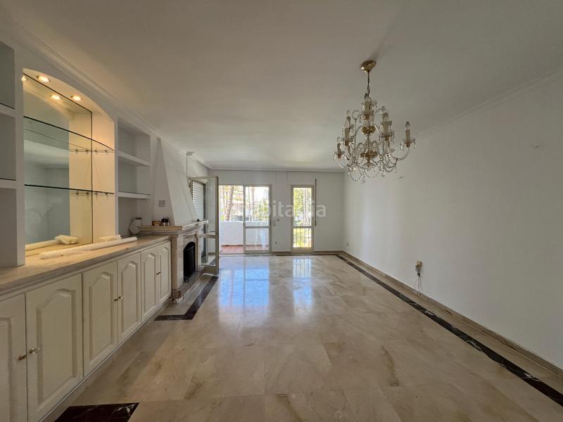 Foto 690ecd85-41d4-4407-99a7-683f3ee06ae7. Piso en calle castilla s/n piso en venta en san pedro de alcantara 0, san pedro alcántara en Marbella