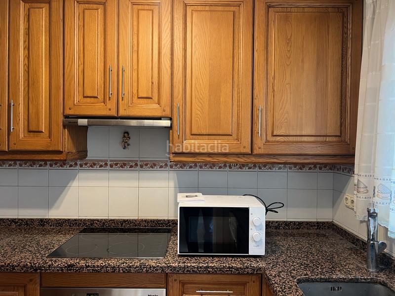 Foto e7137b3f-93ee-41c3-b474-c21cc21bf660. Piso en calle castilla s/n piso en venta en san pedro de alcantara 0, san pedro alcántara en Marbella