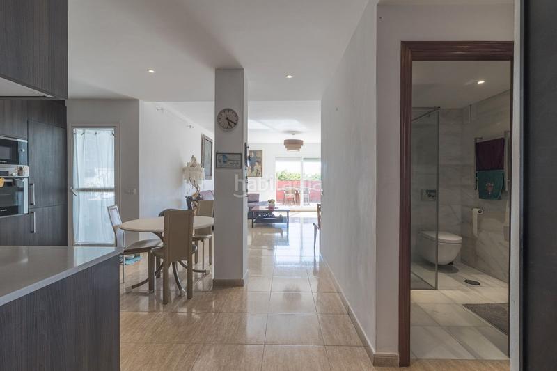Foto bfbbc179-3b51-4ee7-ac38-63ec6fa9b98e. Ático en calle castilla s/n ático en venta en sa pedro de alcantara 0, san pedro alcántara en Marbella