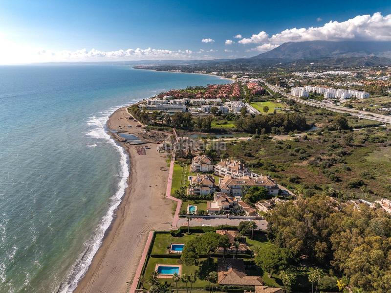 Foto c4740a20-2fc4-4887-9151-4f02fe8f3931. Terrain résidentiel dans calle Parque Central 52 dans Estepona