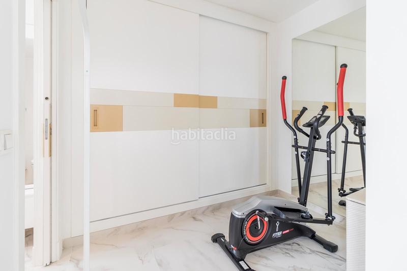Foto 2b96c307-7fba-4176-8873-0664c43cd239. Casa adosada en calle Parque Central 5 casa / chalet adosado en venta 15, en Estepona