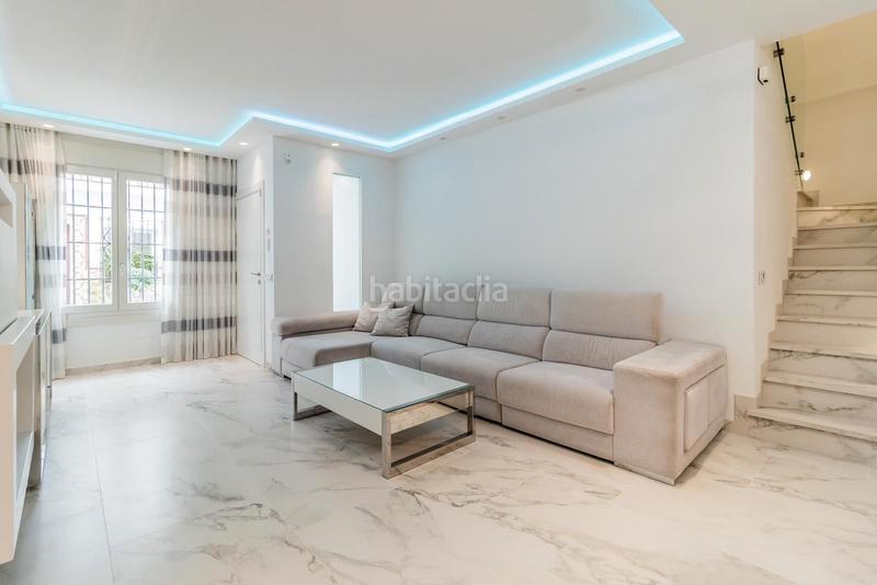 Foto a5caccef-8d0e-4617-ba41-bc8d4ac55035. Casa adosada en calle Parque Central 5 casa / chalet adosado en venta 15, en Estepona