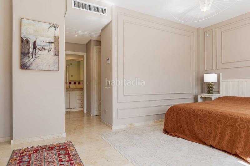 Foto 0223f724-7553-485b-ad65-3ca745fb79ad. Dúplex a avenida tomás pascual 20 a La Quinta Benahavís