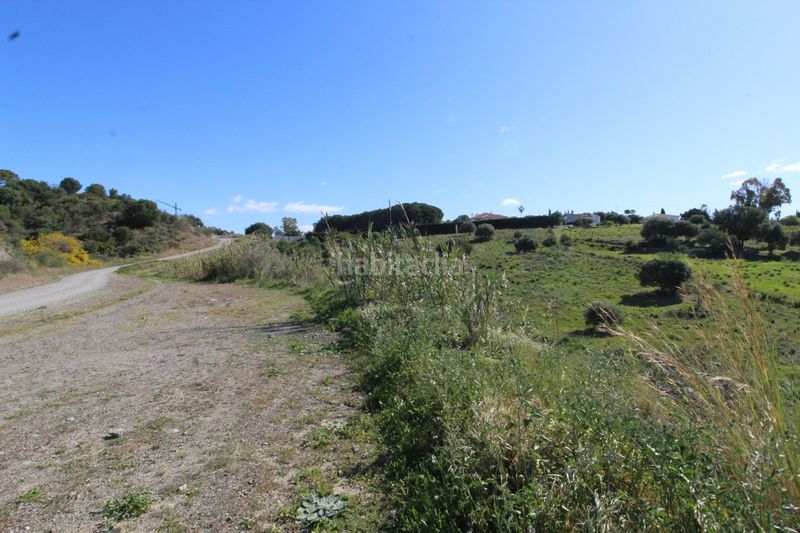 Foto ead9625d-60fd-46f5-97bc-6d3e91fec8ca. Terreno residencial en calle la pacheca alta 22 terreno en venta en benahavis, malaga, costa del sol 0, en Benahavís