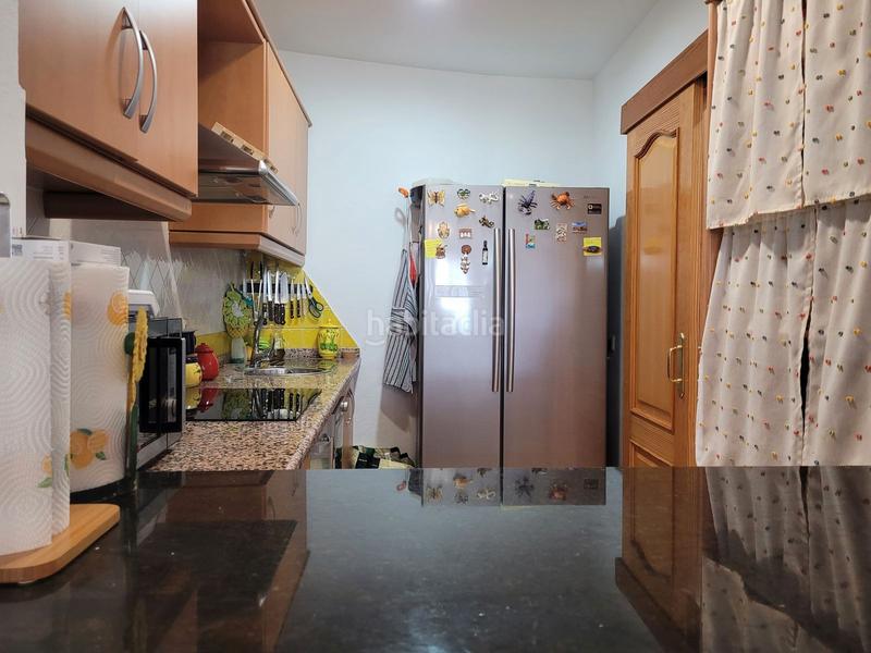Foto 5aba3d00-9323-45f9-88cc-d69eec1f3eeb. Casa adossada a calle Parque Central 5 a Parque Central Estepona