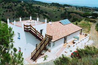 Xalet a Calle parque central 5. Casa / chalet independiente en venta en estepona 29680, málaga,