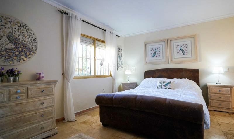 Foto 67d3b045-9338-492f-bb18-f237dfd12320. Xalet a calle Parque Central 5 a Parque Central Estepona