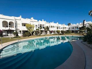Casa aparellada a Avenida benamara 15. Casa / chalet pareado en venta en malaga, bel air, costa del sol