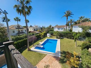 Xalet a Avenida plutarco 34. ¡descubre el lujo y exclusividad en sierra blanca, marbella: tu