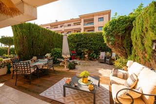 Appartement à Avenida de barcelona 8. ¡gran oportunidad en san pedro: apartamento con jardín privado a