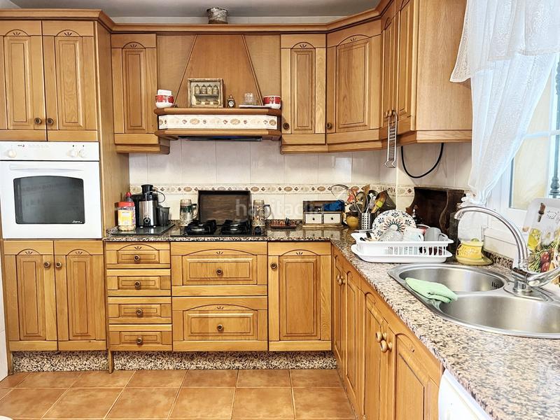 Foto c5fb3c1b-3639-4c46-b6dc-67218c73b89d. Casa adosada en avenida pablo ruiz picasso 11 tu oasis en la costa del sol: chalet adosado de ensueño en san pedro de alcántara en Marbella