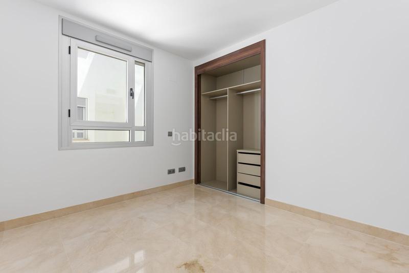 Foto 1eb9fdd4-ebed-405f-a137-21bd0131df1f. Piso en calle castilla s/n tu oasis de lujo a un paso del mar en san pedro en Marbella