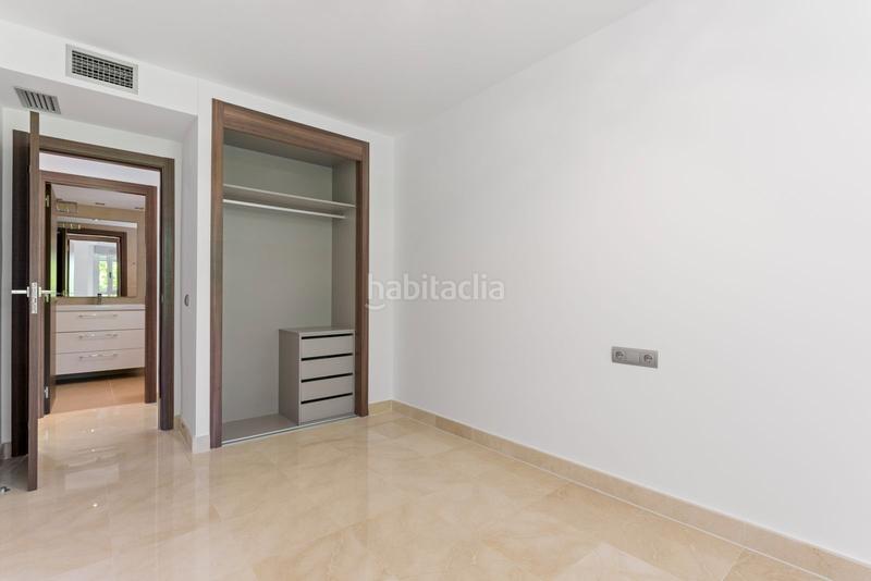 Foto 79f28c6e-001b-40a7-b10b-b785f1cd9152. Piso en calle castilla s/n tu oasis de lujo a un paso del mar en san pedro en Marbella