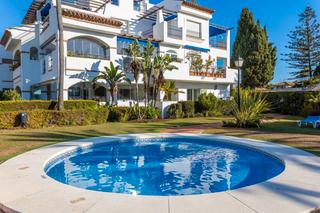 Piso en Calle castilla s/n. Un oasis de lujo frente al mar en san pedro alcántara