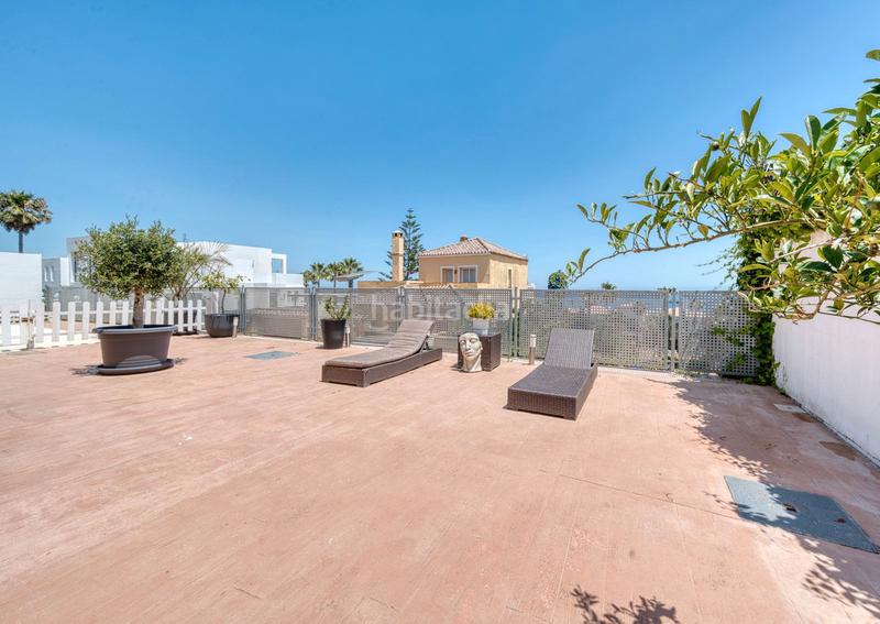 Foto 316098f6-4a47-4752-8a8a-66af9b33629a. Casa en calle maestro chueca 64 ¡su paraíso le espera! una villa con vistas al mar y potencial ilimitado en Estepona