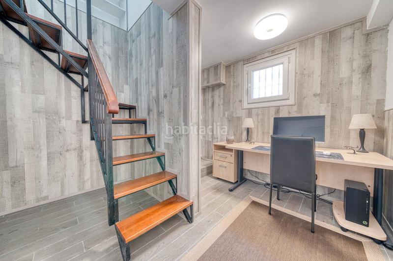 Foto a383c590-536e-43b0-98b9-d7e193e35718. Casa en calle maestro chueca 64 ¡su paraíso le espera! una villa con vistas al mar y potencial ilimitado en Estepona