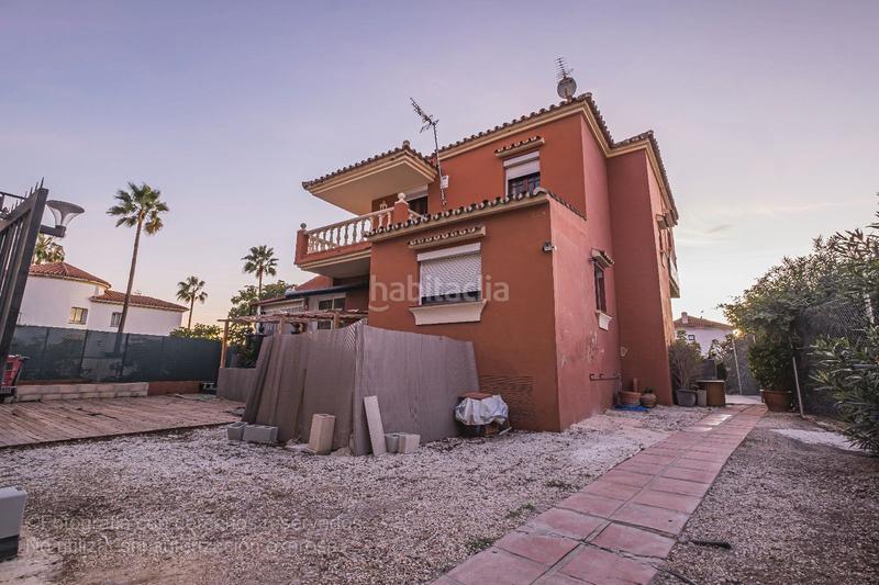 Foto c63f4e6d-5239-4f72-87c0-c0475a6156e4. Chalet dans calle castilla 99 dans San Pedro de Alcántara Pueblo Marbella