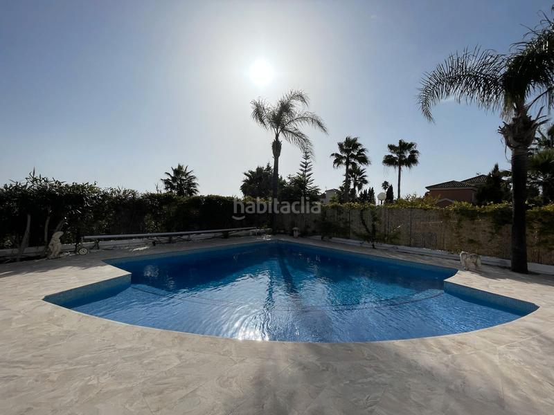 Foto 075ed5e1-67e4-4622-80c1-b001c93dc7fc. Chalet in avenida del carmen 21 in puerto de Estepona Estepona