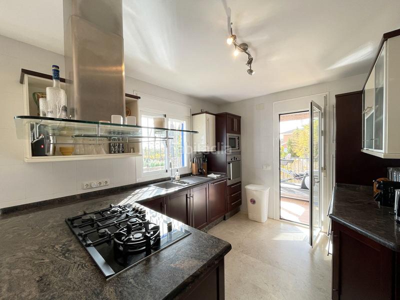 Foto 41c305af-4da1-415f-ae83-25184283b9b2. Chalet in avenida del carmen 21 in puerto de Estepona Estepona