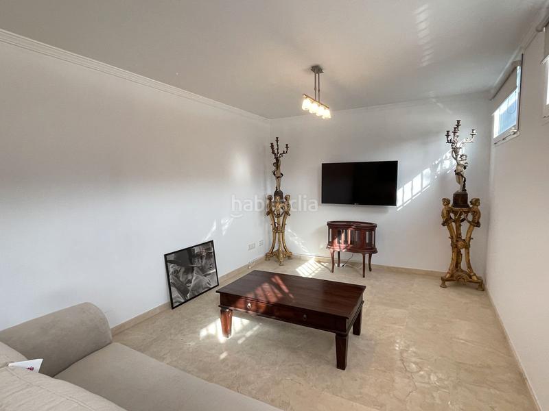 Foto 73e64a85-fbb5-4d7a-9f38-7009a91aaad8. Chalet in avenida del carmen 21 in puerto de Estepona Estepona