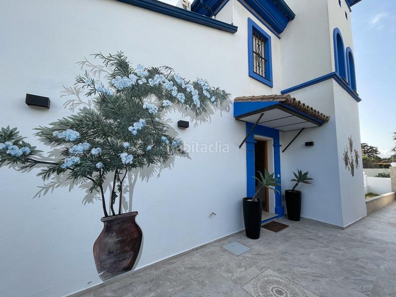 Foto 851215e5-4342-4247-ba8a-5855a0dc1d37. Chalet in avenida del carmen 21 in puerto de Estepona Estepona