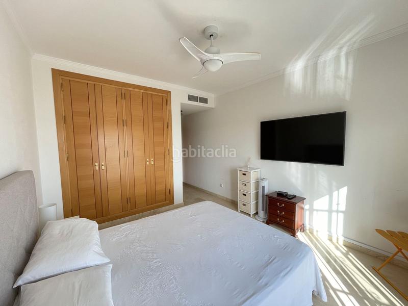 Foto e6a151e4-13be-4ac2-b695-968a728cec87. Chalet in avenida del carmen 21 in puerto de Estepona Estepona