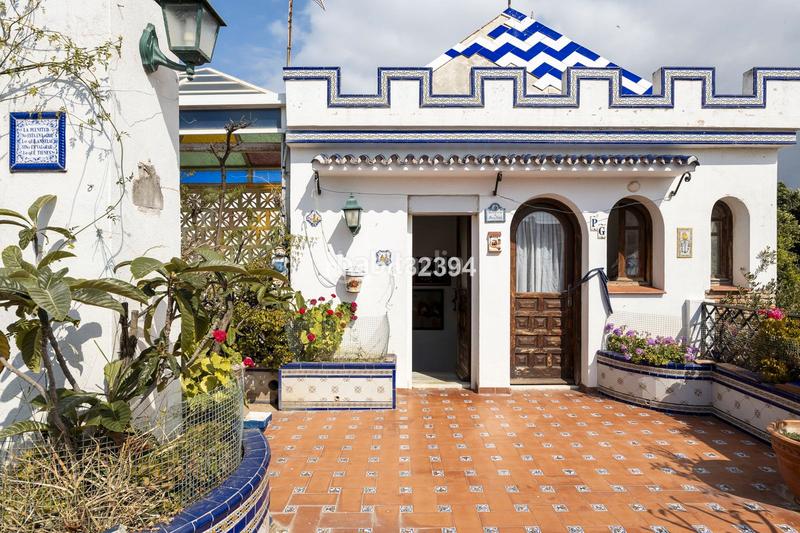 Foto c0b78431-adf2-4d87-877f-bf7059267292. Chalet in calle jerez 1 in San Pedro de Alcántara Pueblo Marbella