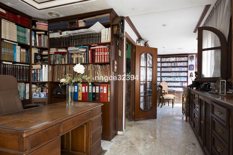 Foto e051801a-55a6-4fd5-aaf3-bce592c7f8f9. Chalet in calle jerez 1 in San Pedro de Alcántara Pueblo Marbella