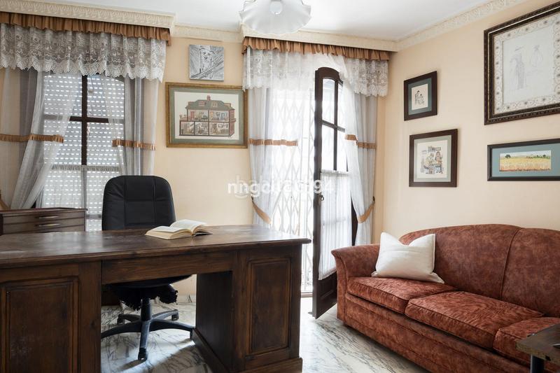 Foto eee5069b-1cad-4ec1-8d6b-363137f0b89e. Chalet in calle jerez 1 in San Pedro de Alcántara Pueblo Marbella