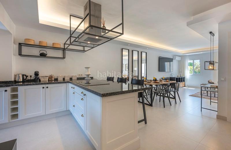 Foto bdae7ed6-23a5-45d1-b169-02034db8101f. Affitto casa a schiera con piscina in Los Naranjos Marbella