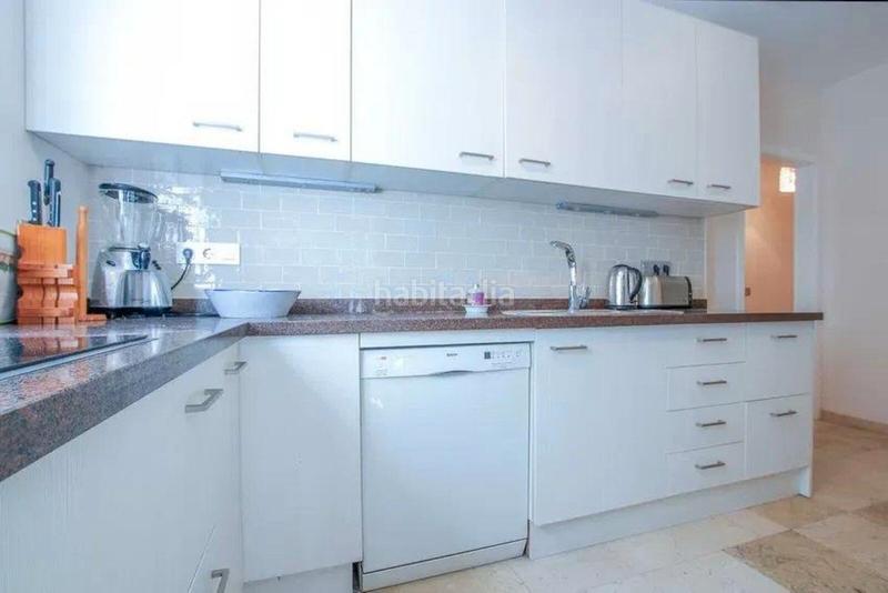 Foto b126bae7-809c-4a3d-858f-fb0056faec1e. Chalet en avenida de barcelona 8 descubre tu hogar ideal en san pedro de alcántara en Marbella