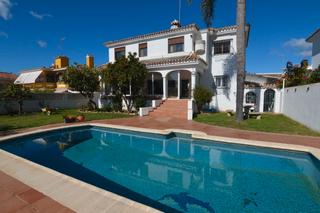 Xalet a Plaza josé agüera 1. Descubra la perfección en altavista: su villa ideal en san pedro