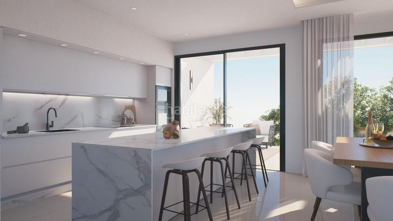 Foto f45c0a3f-ecf8-41df-b3b0-eda296fd3579. Chalet en calle villa borghese 1 viva el lujo sostenible : una oportunidad única con vistas al golf en Estepona