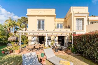 Chalet à Calle la pacheca alta 22. Invierta en lujo: su próximo activo en la costa del sol le esper