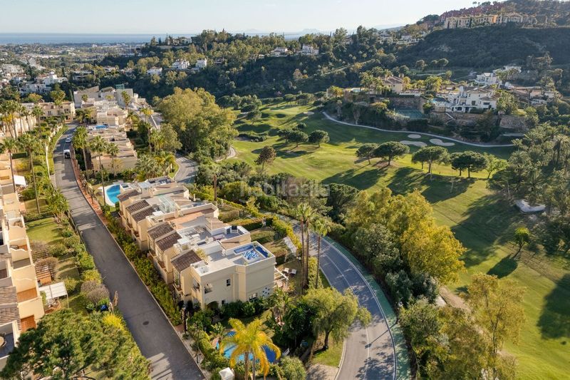Foto 580ddfaa-6bda-462d-bf97-a8e38c49803f. Chalet en calle la pacheca alta 22 invierta en lujo: su próximo activo en la costa del sol le espera en Benahavís