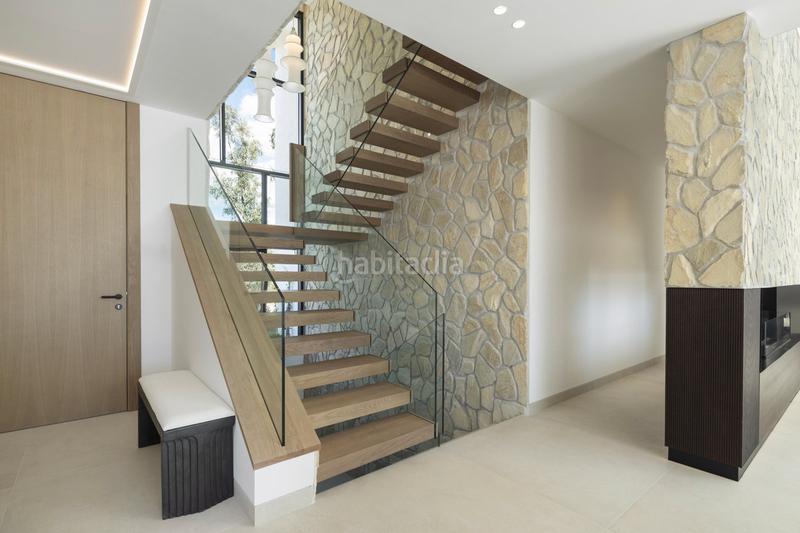 Foto 13cd984b-b863-49dd-8e28-e69cdea2e7bb. Chalet in avenida tomás pascual 34 in La Quinta Benahavís