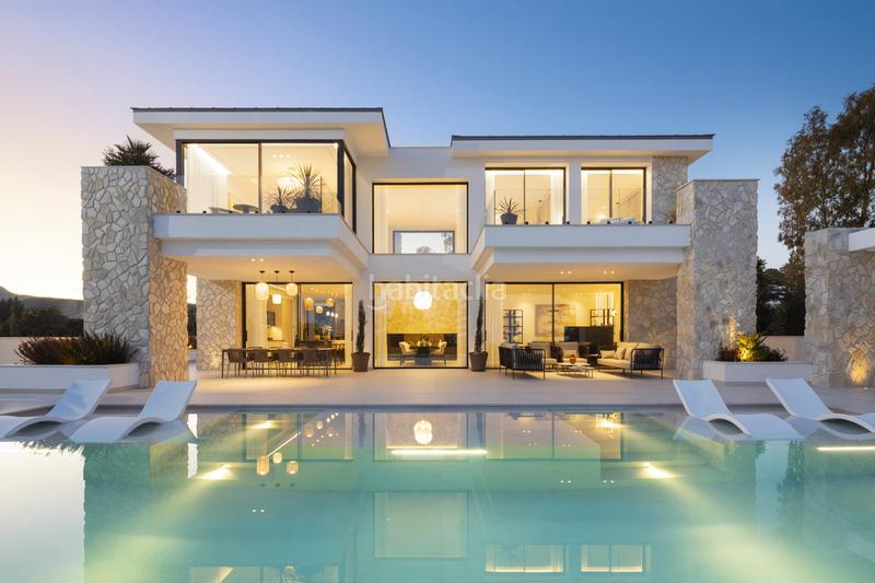 Foto 773b612a-6622-447c-a686-6e628413d86f. Chalet in avenida tomás pascual 34 in La Quinta Benahavís