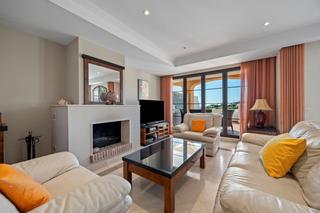 Casa adossada a Calle los arqueros 15. Un refugio de lujo y tranquilidad en los arqueros golf