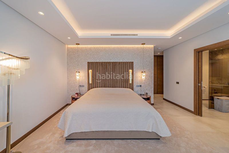 Foto 5dca3d2d-0557-45cd-8cac-ce4926d084f3. Chalet en calle benahavis 29679 los arqueros: donde el lujo se encuentra con la inversión en la costa del sol en Benahavís