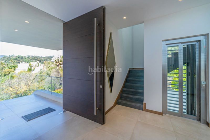 Foto c5a970a6-a291-4325-be4b-c9218d55034d. Chalet en calle benahavis 29679 los arqueros: donde el lujo se encuentra con la inversión en la costa del sol en Benahavís