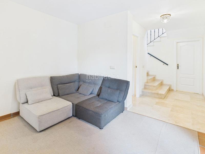 Foto 784dabc7-a26e-425b-bc66-8210c689fda7. Chalet in carretera de cádiz 340 in Bel - Air Estepona