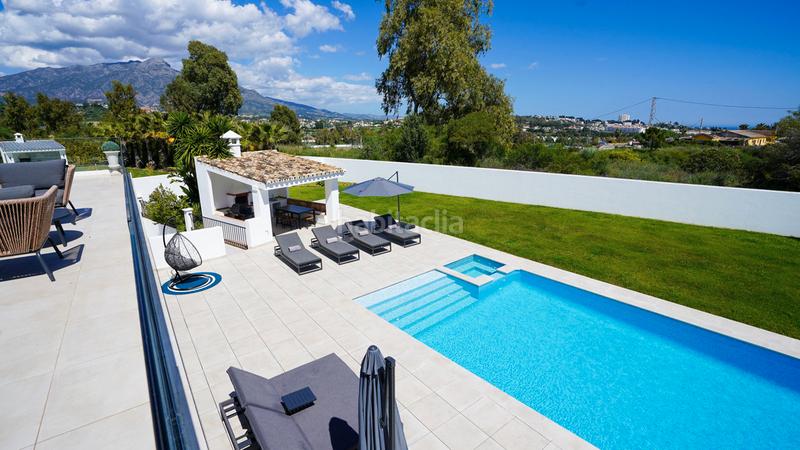 Foto 0d219073-6f4e-4655-99d7-8821377567ad. Affitto chalet in calle la pacheca alta 22 in Benahavís pueblo Benahavís