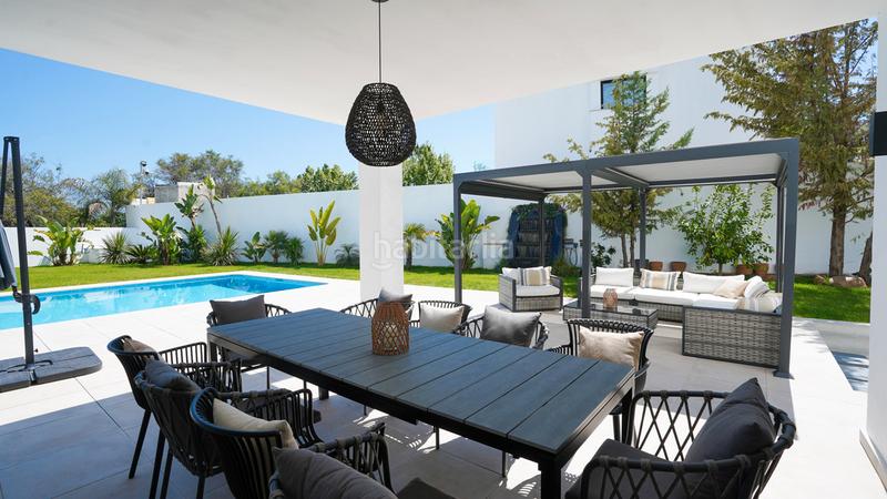 Foto 2290b68b-ce44-4cc6-97b9-ba901e5ec61f. Location chalet dans calle la pacheca alta 22 dans Benahavís pueblo Benahavís