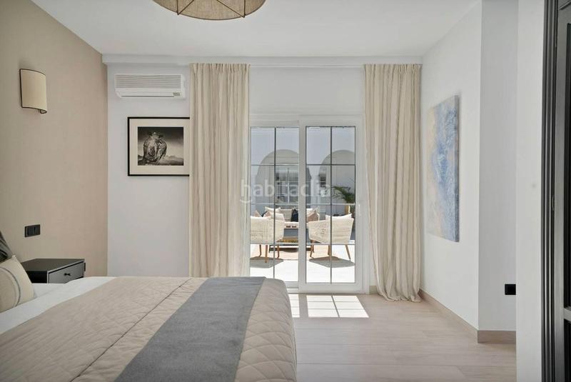 Foto 86d0e350-7e9b-41cc-8f38-27b0a30503f0. Location chalet dans avenida benamara 15 dans Paraiso - Barronal Estepona